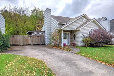 28 Village Dr, Cartersville, GA 30121