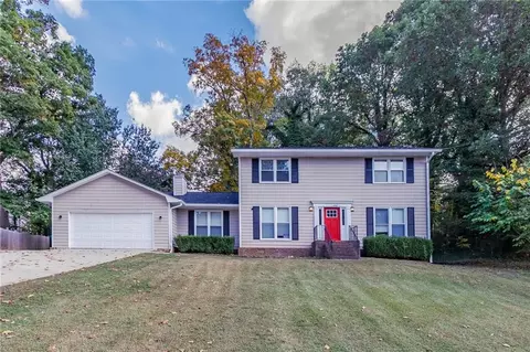 4746 Bexley Dr, Stone Mountain, GA 30083