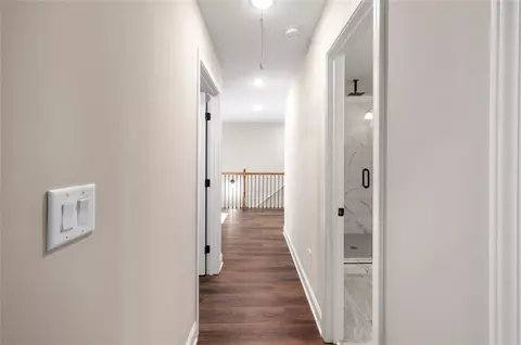 Entry Way - 113 Ivey St, Commerce, GA 30529 photo 2 of 6