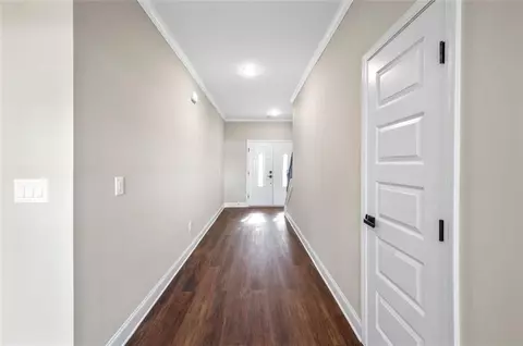 Entry Way - 113 Ivey St, Commerce, GA 30529 photo 6 of 6