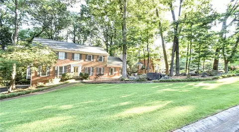 801 Hampton Pl SW, Marietta, GA 30064