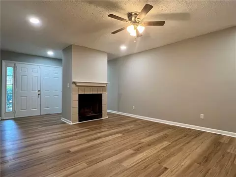 3690 Blackshear Ct, Duluth, GA 30096 photo 3