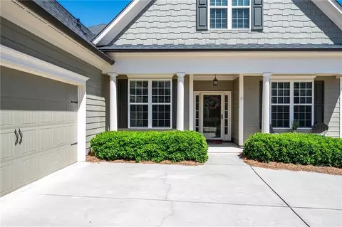 1826 Manor View Cir NW #8, Acworth, GA 30101