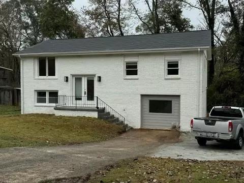 6848 Maddox Rd, Morrow, GA 30260