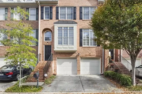 1256 Dunwoody Cv, Dunwoody, GA 30338