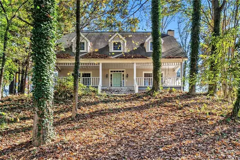 2765 Douglas Ct NW, Acworth, GA 30101