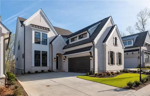 5135 Bandolino Ln, Peachtree Corners, GA 30092