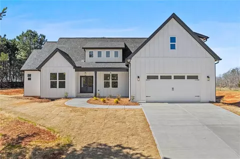61 Caden Ln, Athens, GA 30607