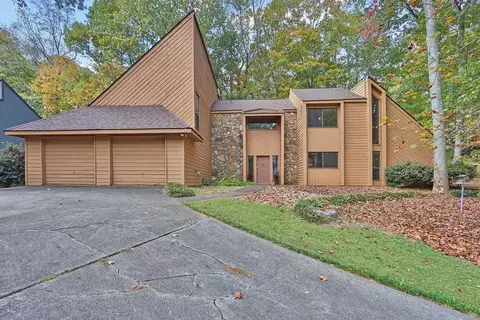 2510 Oakrill Rd, Marietta, GA 30062