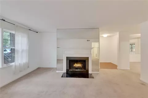 114 Rosaire Pl NW, Atlanta, GA 30327