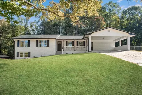 3819 Briarcliff Dr, Douglasville, GA 30135