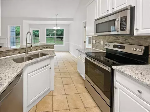 156 Regency Dr, Bethlehem, GA 30620 photo 12