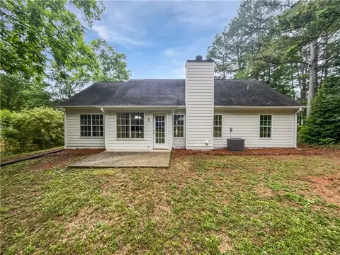 156 Regency Dr, Bethlehem, GA 30620 photo 8