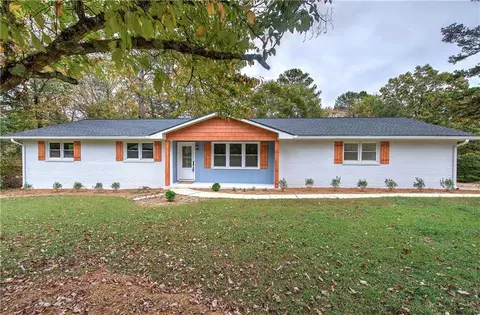 6 N Stepp Rd SE, Lindale, GA 30147