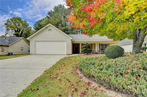 631 Marble Arch Ave, Lawrenceville, GA 30046