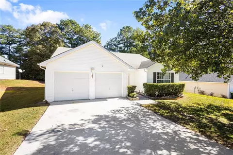 10654 Village Lndg, Jonesboro, GA 30238