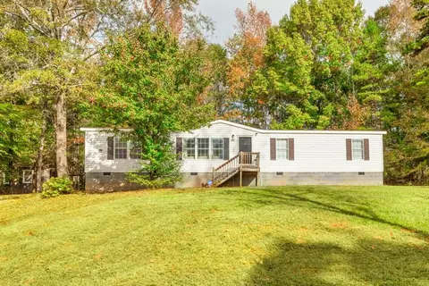 56 Pine Ridge Pl, Nicholson, GA 30565