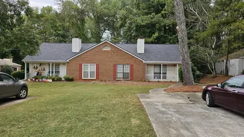 617 Greenvale Rd, Lawrenceville, GA 30043