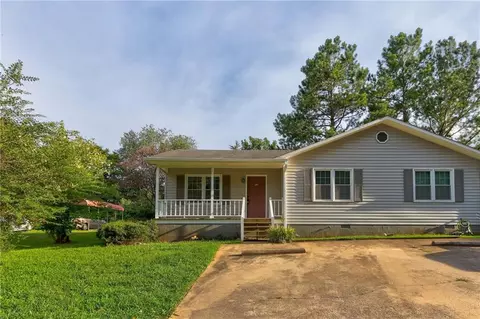 4 E 1st St, Aragon, GA 30104