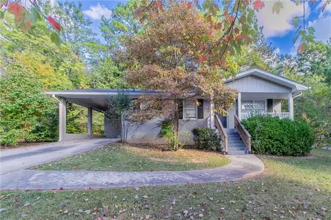 6263 Green Acres Dr SW, Covington, GA 30014