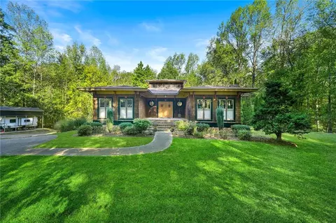 4369 Peckerwood Rd, Gillsville, GA 30543