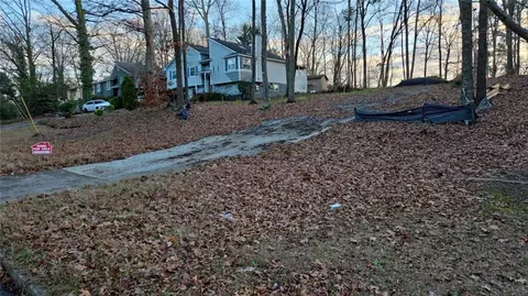 3470 Quinn Ridge Dr, Snellville, GA 30039