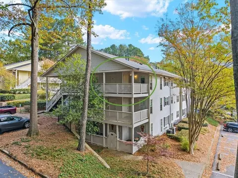 6816 Glenridge Dr #F, Atlanta, GA 30328