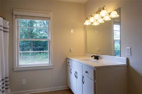 291 Nancy St, Winder, GA 30680 photo 8