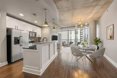 44 Peachtree Pl NW #1530, Atlanta, GA 30309