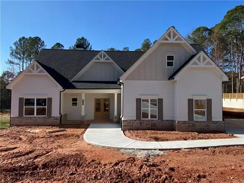 113 Meadows Dr, Bethlehem, GA 30620