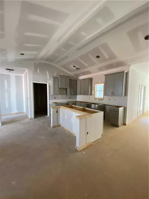 93 Meadows Dr, Bethlehem, GA 30620 photo 10