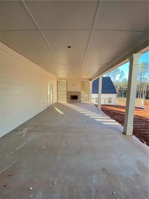 93 Meadows Dr, Bethlehem, GA 30620 photo 5
