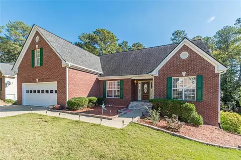 1060 Chapel Hill Dr, Lawrenceville, GA 30045