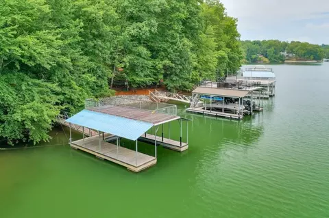 6410 Waterscape Rdg, Gainesville, GA 30506