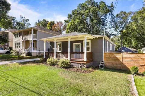 982 Carr St NW, Atlanta, GA 30318