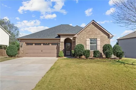 505 Creekshire Cir, Canton, GA 30115