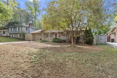 2672 Frontier Trl, Chamblee, GA 30341 photo 4