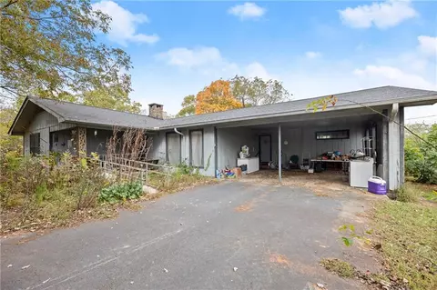 5828 Ransom Free Rd, Clermont, GA 30527