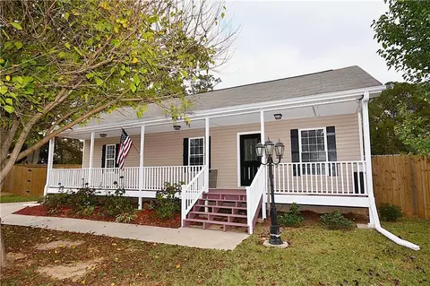 459 Broadway St, Tallapoosa, GA 30176
