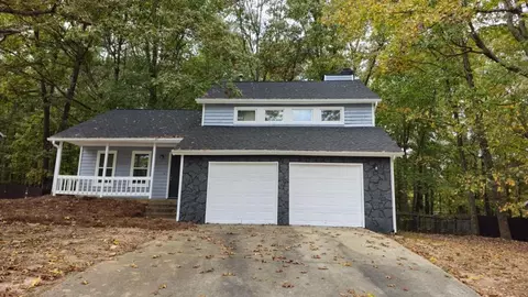1080 Chapman Cir, Stone Mountain, GA 30088
