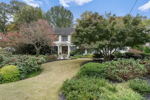 1335 Wyntercreek Rd, Dunwoody, GA 30338