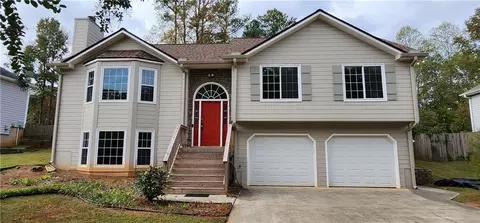 2045 Queensbury Dr, Acworth, GA 30102
