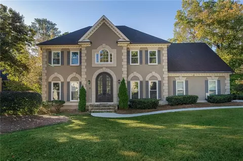 402 W Country Dr, Johns Creek, GA 30097