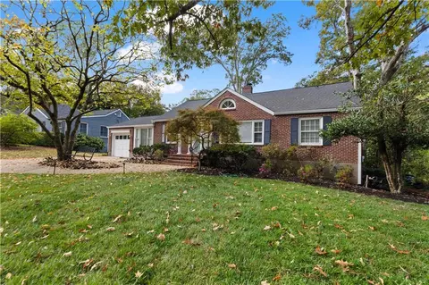 292 W Parkwood Rd, Decatur, GA 30030