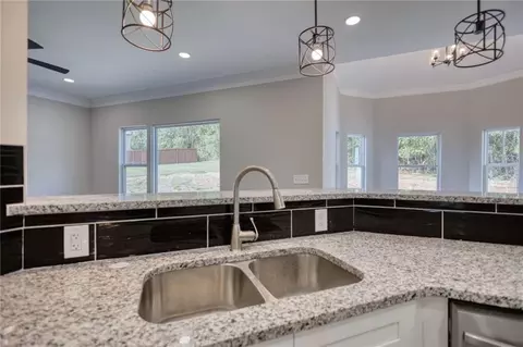 10 Fourwood Dr, Covington, GA 30016 photo 11