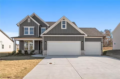 159 Grand Meadows Dr, Hoschton, GA 30548