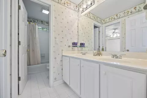 Bath - 3123 Canter Way, Duluth, GA 30097 photo 9 of 11