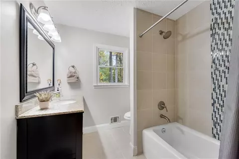 435 Wavetree Dr, Roswell, GA 30075 photo 32
