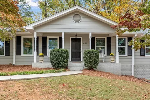 435 Wavetree Dr, Roswell, GA 30075 photo 5
