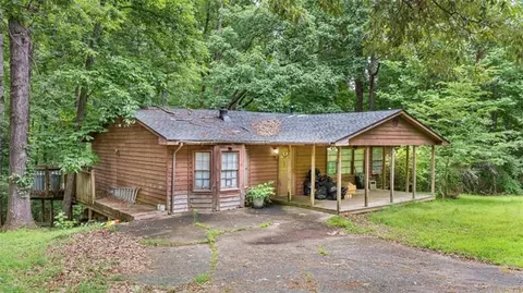 798 Cardinal Cv, Woodstock, GA 30188